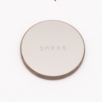 光學介質反射鏡的特點有那些呢？